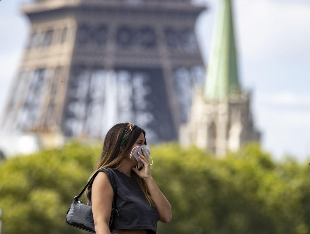 Covid-19: França regista 5.453 novas infeções nas últimas 24 horas