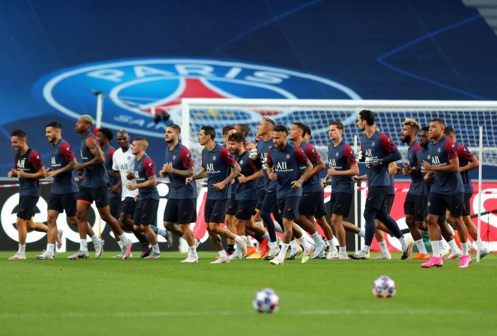 Paris Saint-Germain com três casos positivos de covid-19 no plantel