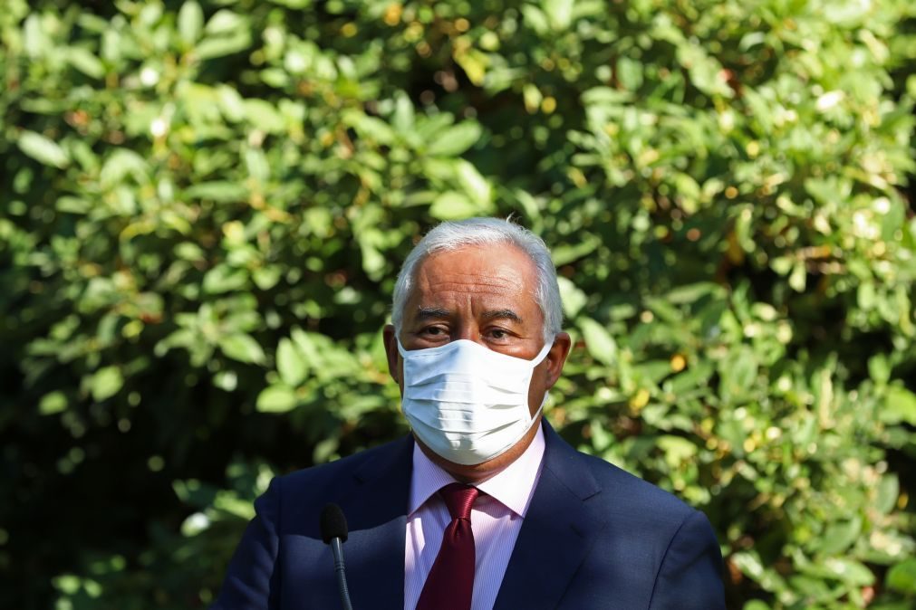 Covid-19: Costa pede aos portugueses que usem máscaras nacionais reutilizáveis