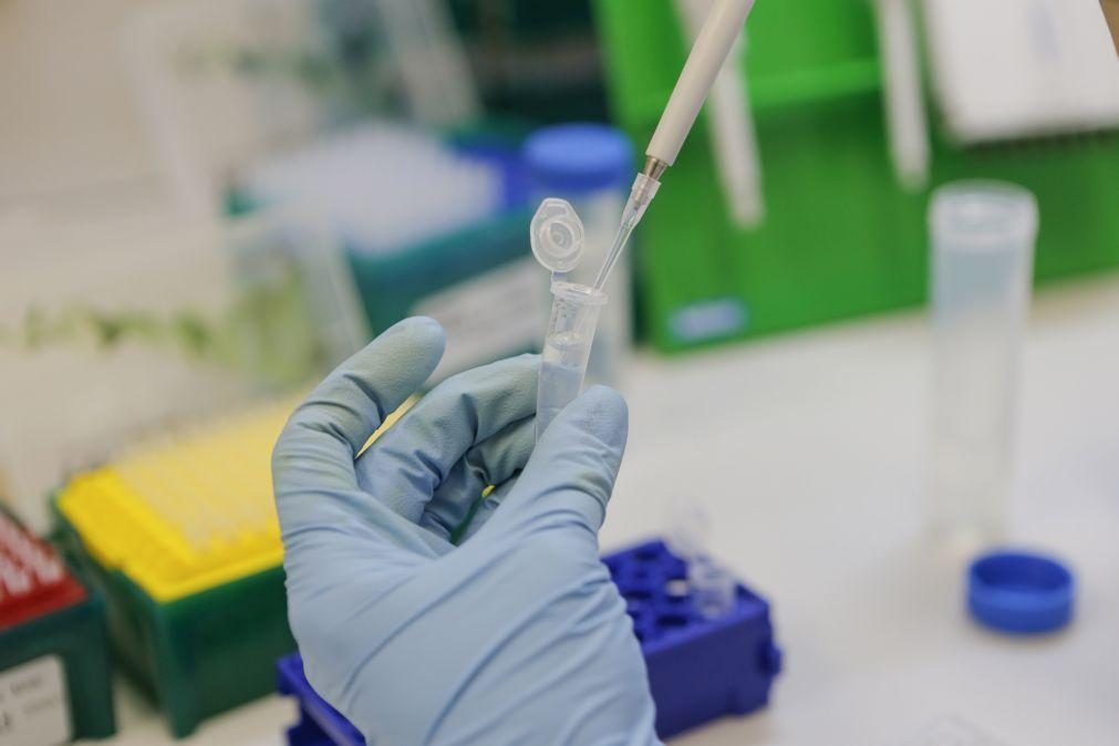 Covid-19: Austrália vai produzir 85 milhões de doses de vacinas