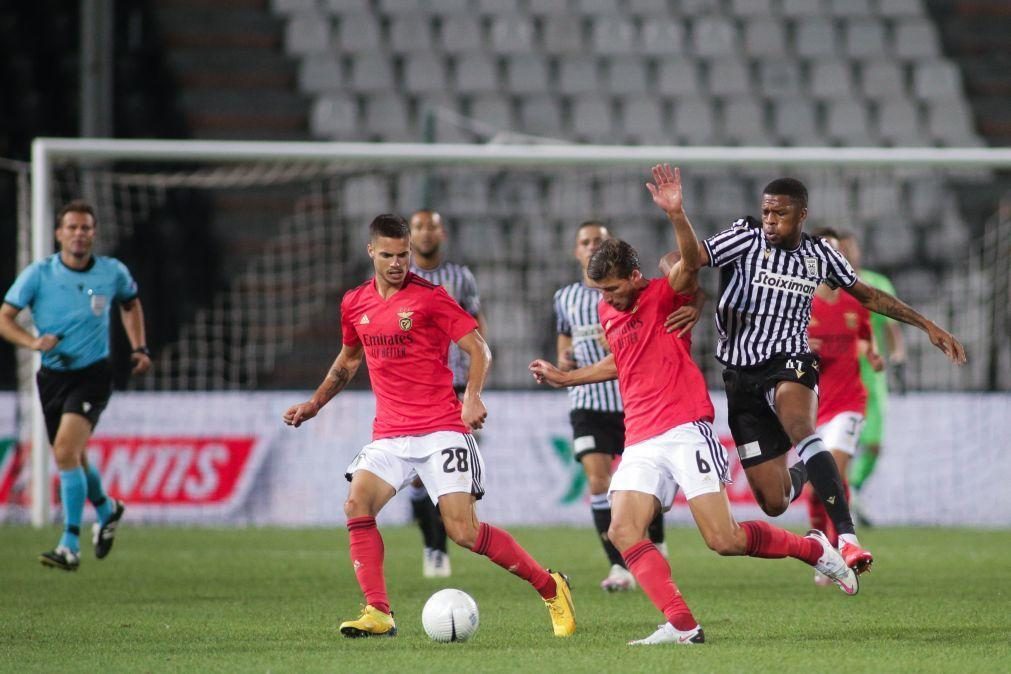 Adeptos do Flamengo invadem redes sociais para gozar com derrota do Benfica