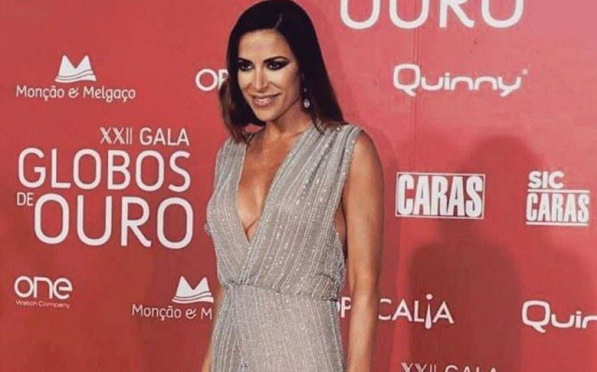 Dânia Neto surge em fotografia totalmente nua