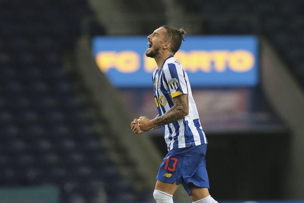 FC Porto vende duas figuras de proa, Benfica cede promessa e Sporting perde médio titular
