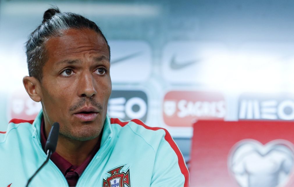 Bruno Alves no Rangers com contrato de duas épocas