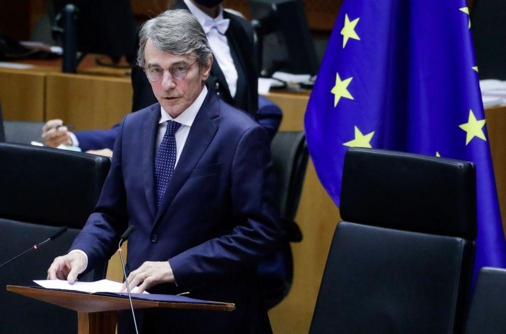 Covid-19: Presidente do Parlamento Europeu em isolamento após funcionário testar positivo