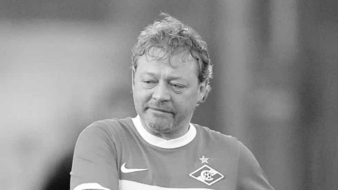Morreu Vasiliy Kulkov, ex-jogador do Benfica e do FC Porto