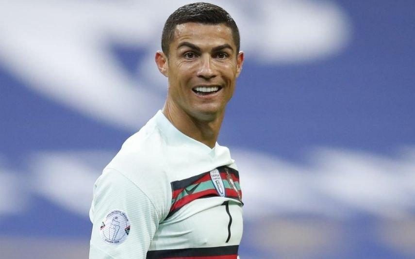Ministro italiano do desporto classifica atitude de Ronaldo de