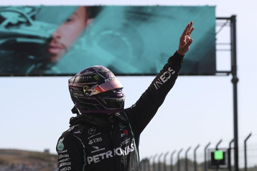 F1/Portugal: Ataque ao cair do pano vale 'pole position' a Lewis Hamilton