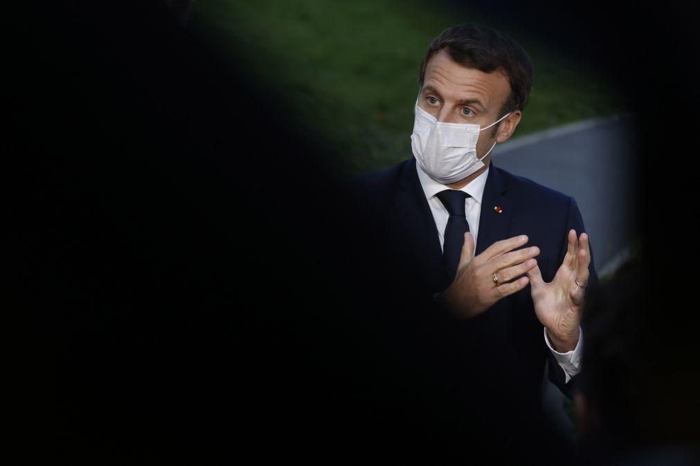 Covid-19: Macron apresenta hoje novo plano de endurecimento das medidas restritivas