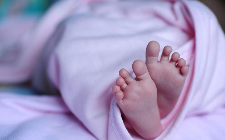 Bebé de dez meses ao cuidado de ama morre em Cascais