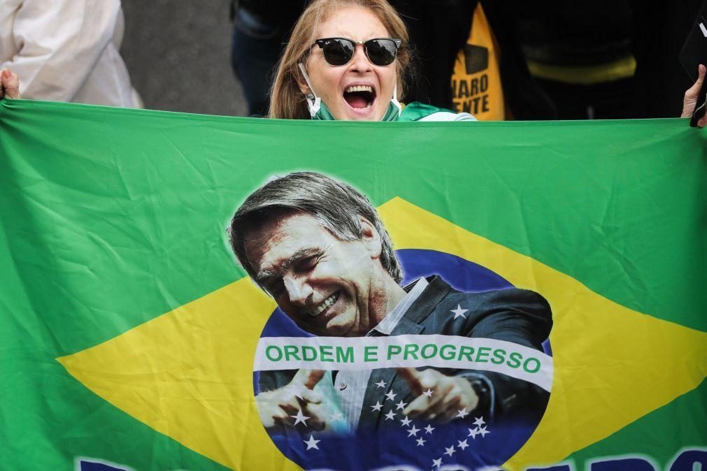 Covid-19: Bolsonaro diz que Brasil tem de deixar de ser um país de 