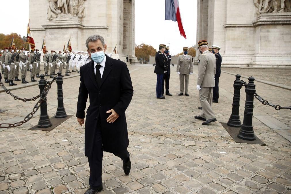 Adiado o julgamento do ex-Presidente francês Sarkozy por corrupção