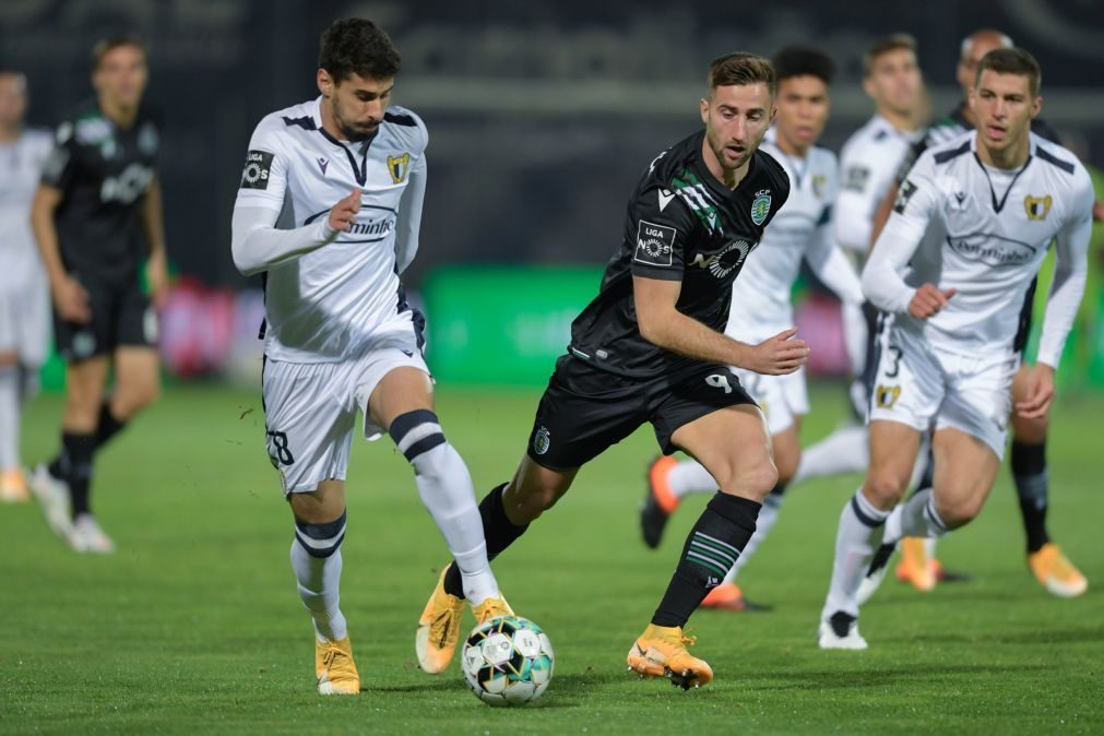 Sporting empata em Famalicão e interrompe série de cinco triunfos na I Liga [vídeo]