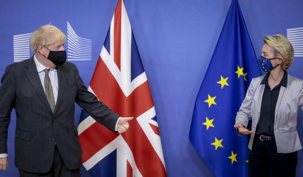 Brexit: União Europeia e Reino Unido vão prosseguir negociações