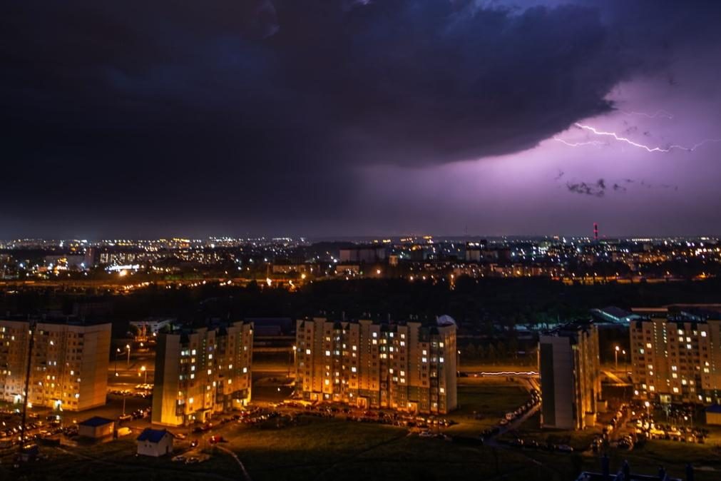 Chuva e vento devem dissipar-se ao longo do dia