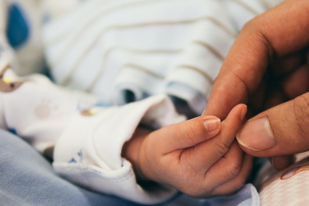 Bebé sofre lesões cerebrais durante parto em Portimão