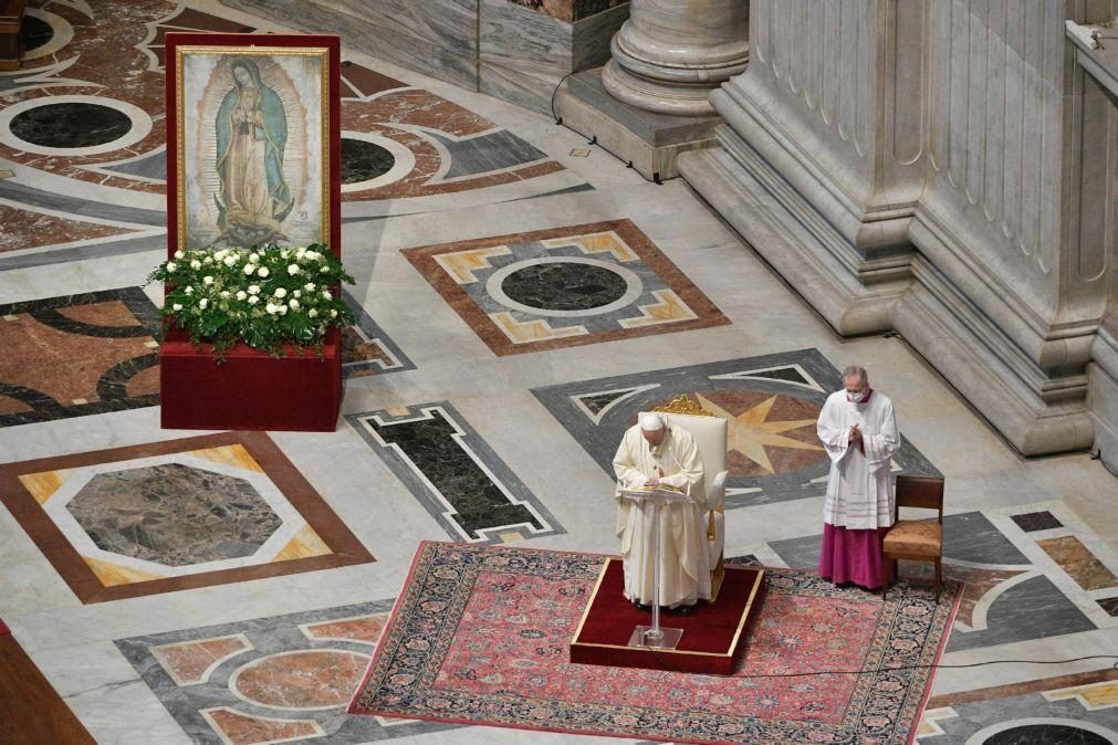 Vaticano permite celebração de quatro missas diárias no Natal, Ano Novo e Dia de Reis