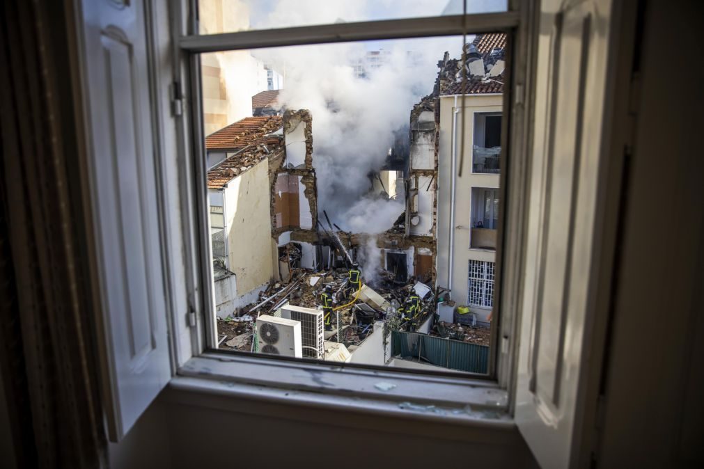Explosão em prédio deixa Lisboa em «cenário de estado de guerra»