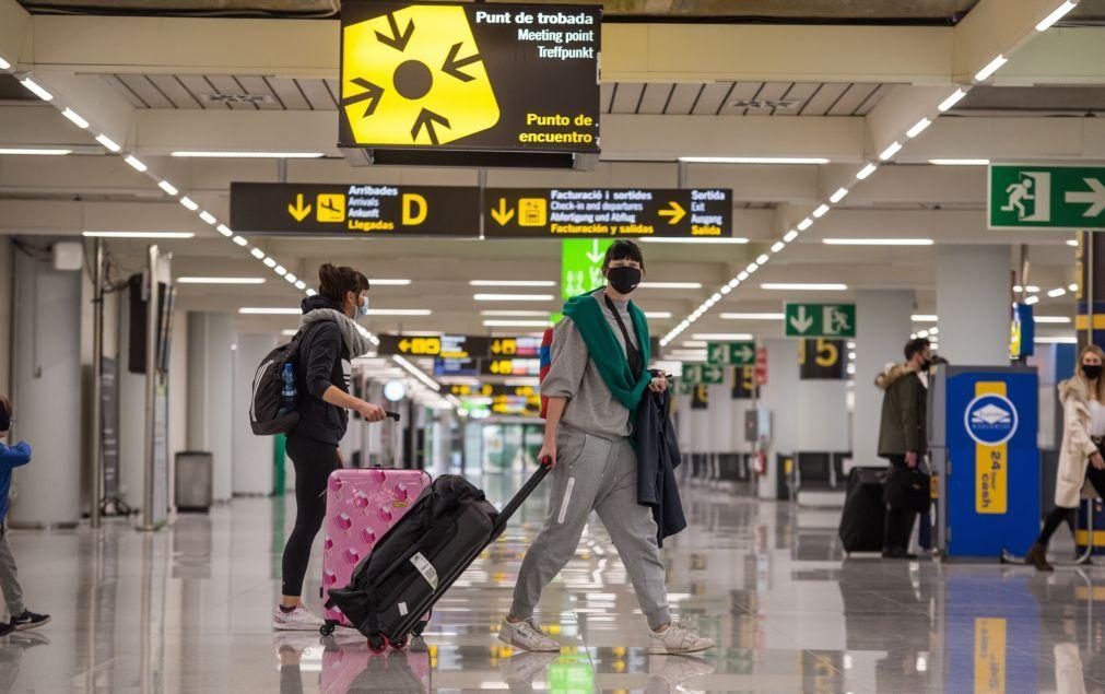 Espanha reforça controlo de viajantes provenientes do Reino Unido e pede coordenação na UE