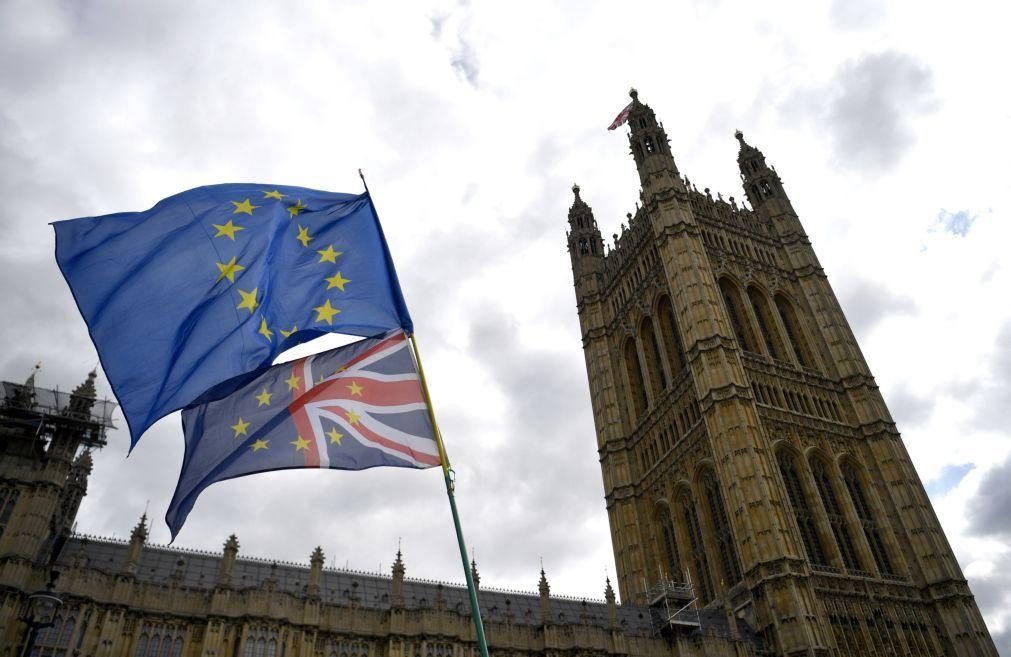 Brexit: União Europeia e Reino Unido chegam a acordo