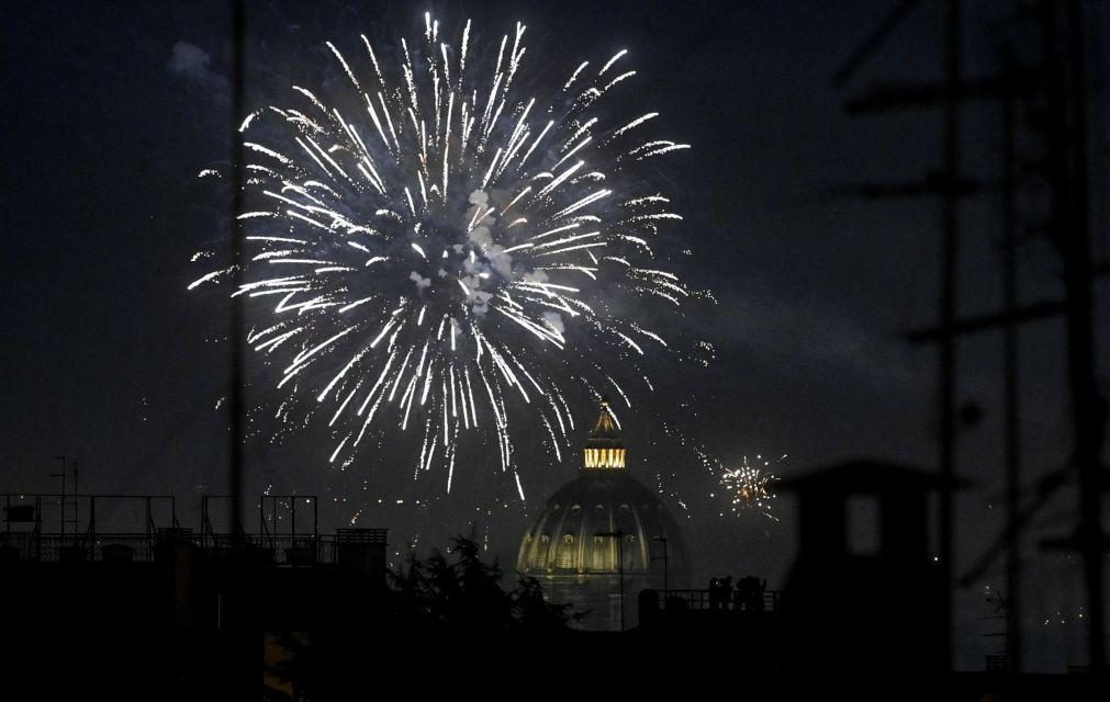 Festas ilegais de fim de ano em Espanha e França começam a desmobilizar
