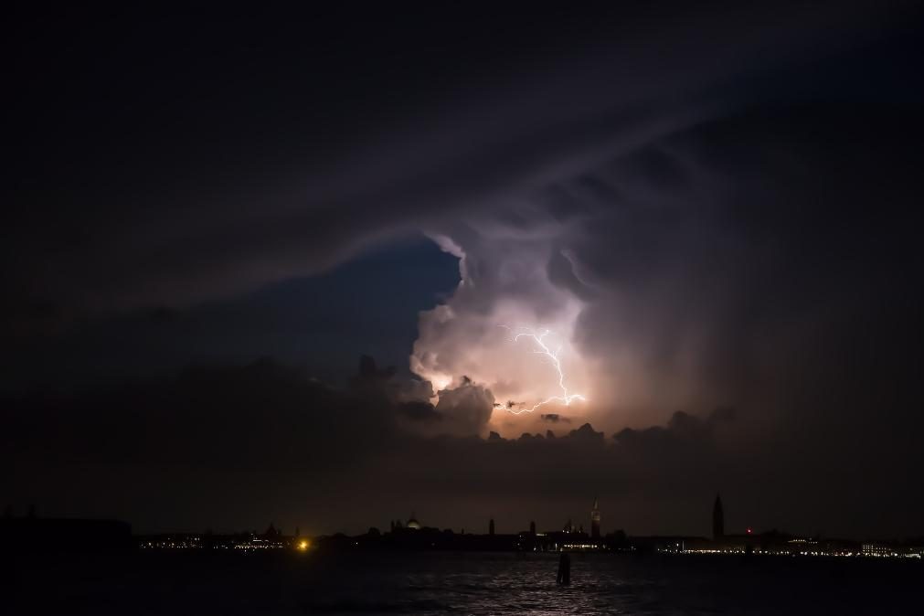 Meteorologia: Previsão do tempo para segunda-feira, 4 de janeiro