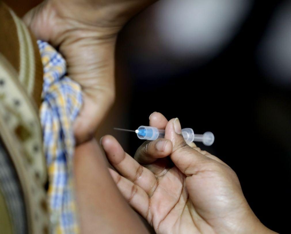 Covid-19: Brasil confirma negociação para importar dois milhões de vacinas da Índia