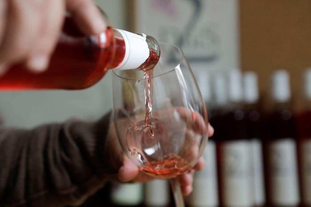 Covid-19: Venda de vinho para a restauração com quebra de 50% até setembro - Associação