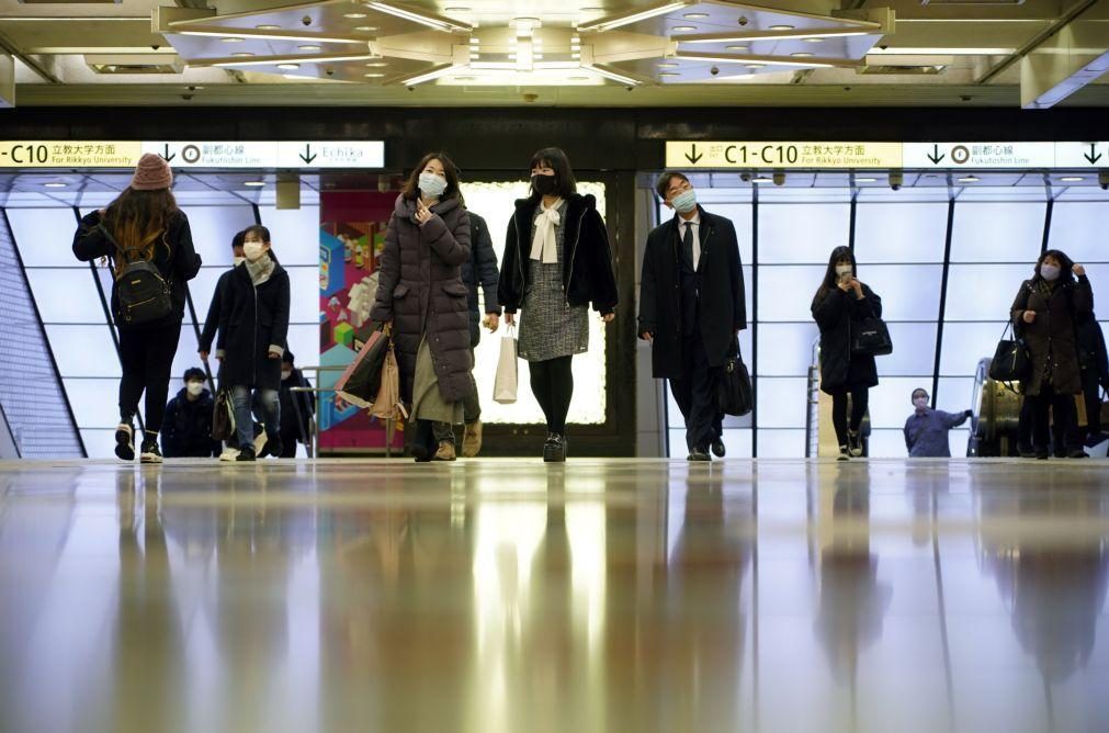 Covid-19: Japão deteta uma nova estirpe do vírus em passageiros provenientes do Brasil