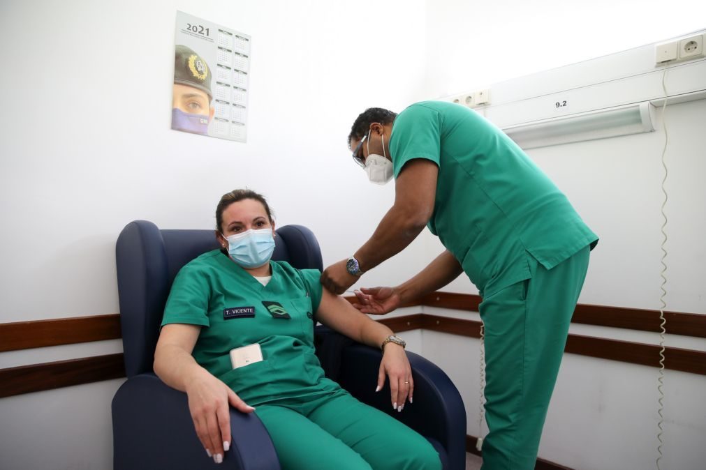 Covid-19: Vacinação na GNR começou hoje com profissionais de centro clínico em Lisboa