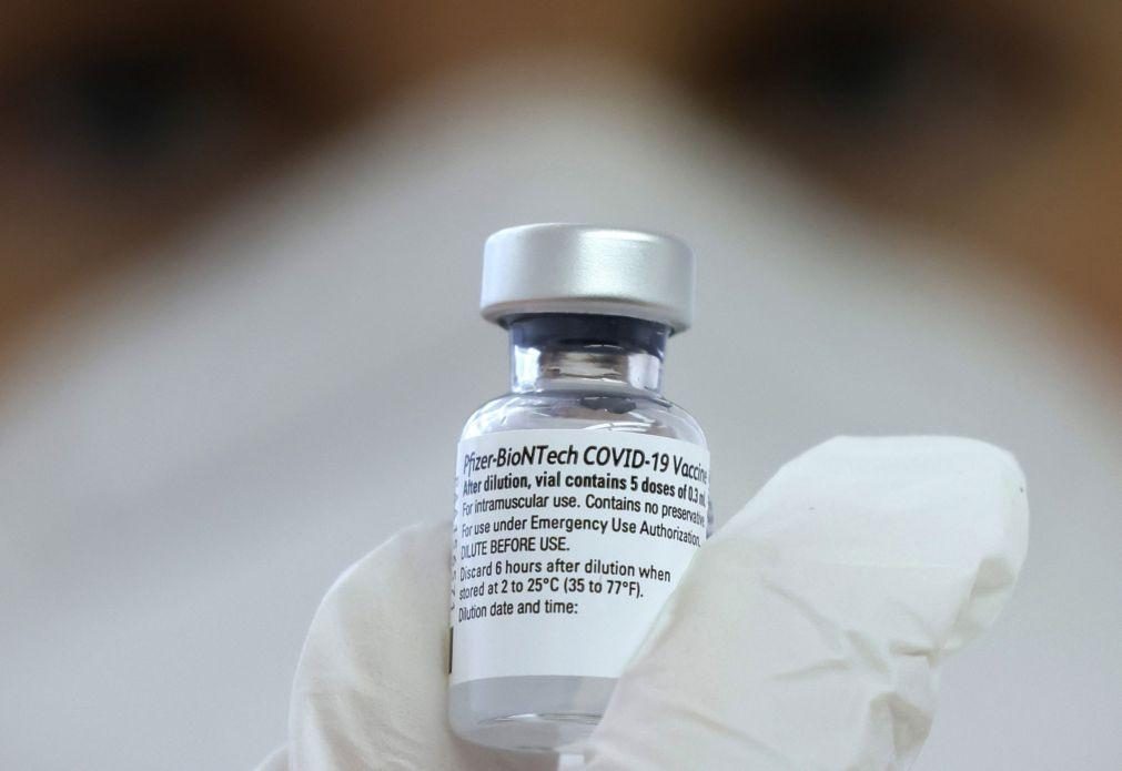 Covid-19: Pfizer atrasa entrega de vacinas na Europa