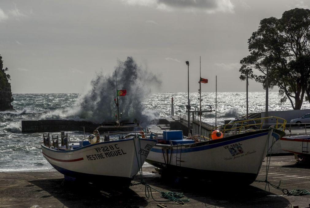 Açores sob aviso amarelo devido à chuva, vento e agitação marítima