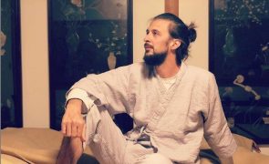 Bruno Nogueira arrasa influencers que exploram filhos: 