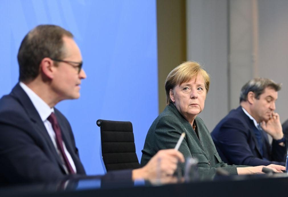 Alemanha receia mutações e prolonga confinamento até meados de fevereiro