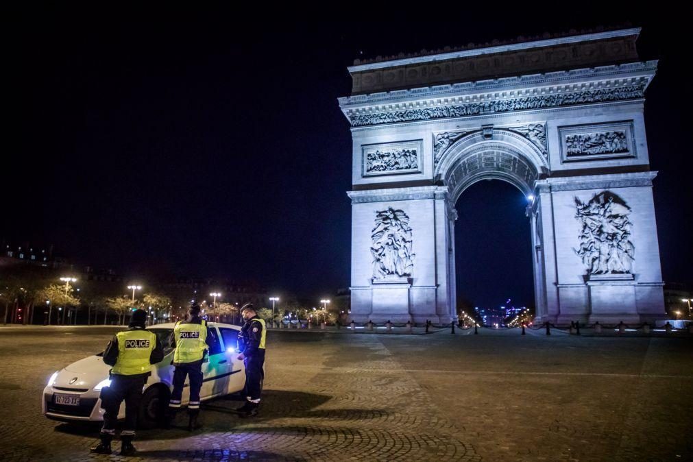 Covid-19: França regista quase 27 mil novos casos do vírus