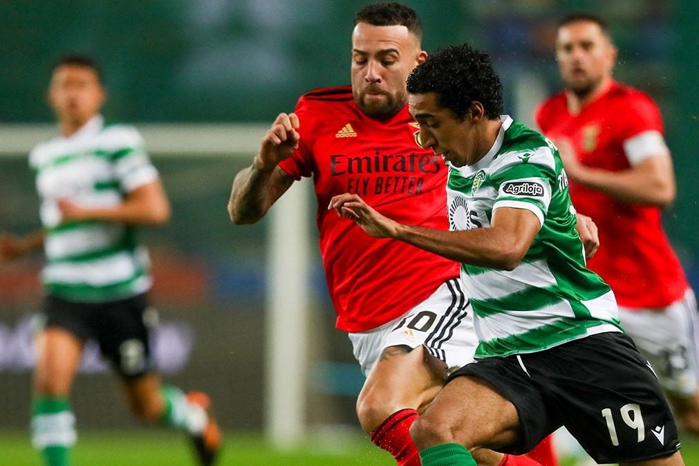 Sporting vence o Benfica com golo aos 92 minutos e reforça liderança