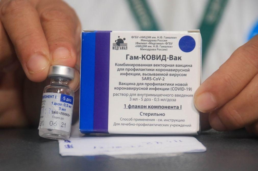 Vacina russa Sputnik V revela 96,1% de eficácia contra a covid-19