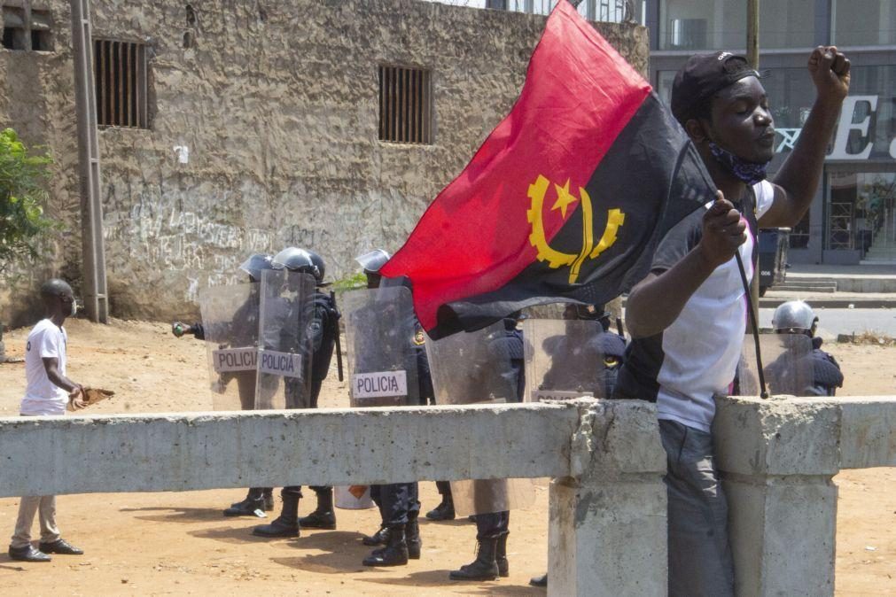 Polícia angolana impede manifestação de jovens para exigirem alternância política