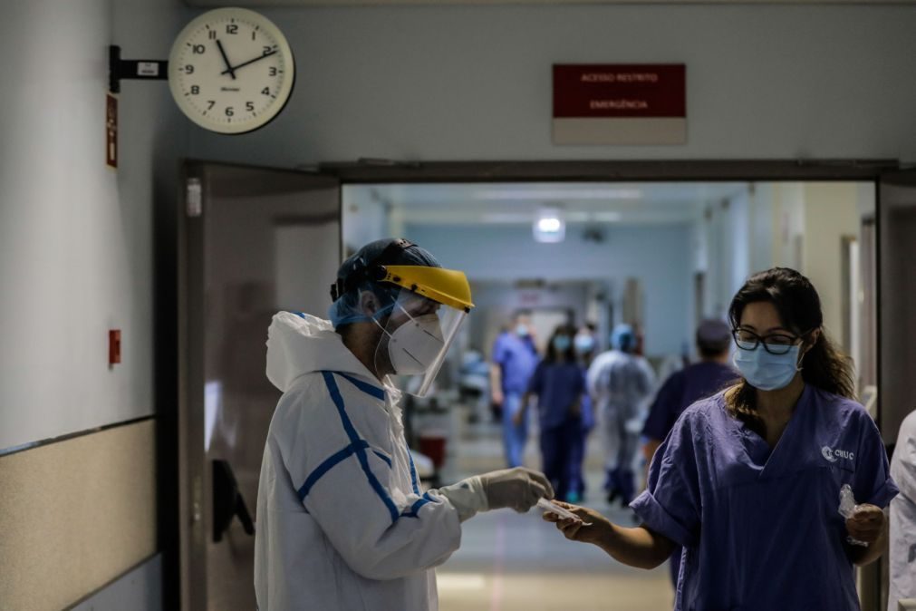 Hospitais do Centro com mais internados em enfermaria cedem camas UCI a Lisboa e Vale do Tejo