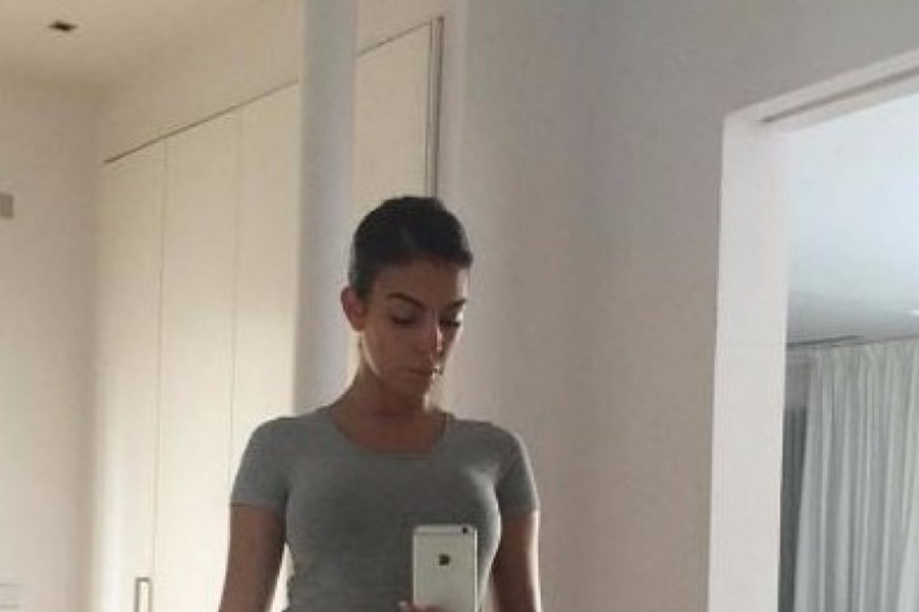 Foto secreta da gravidez de Georgina Rodríguez revelada na Internet