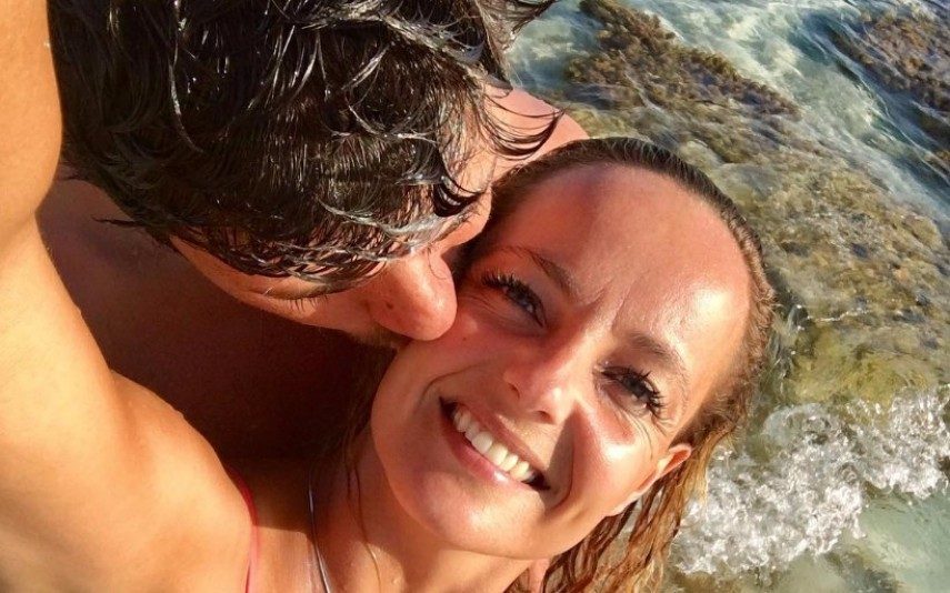 Bárbara Norton Matos Faz topless na lua de mel