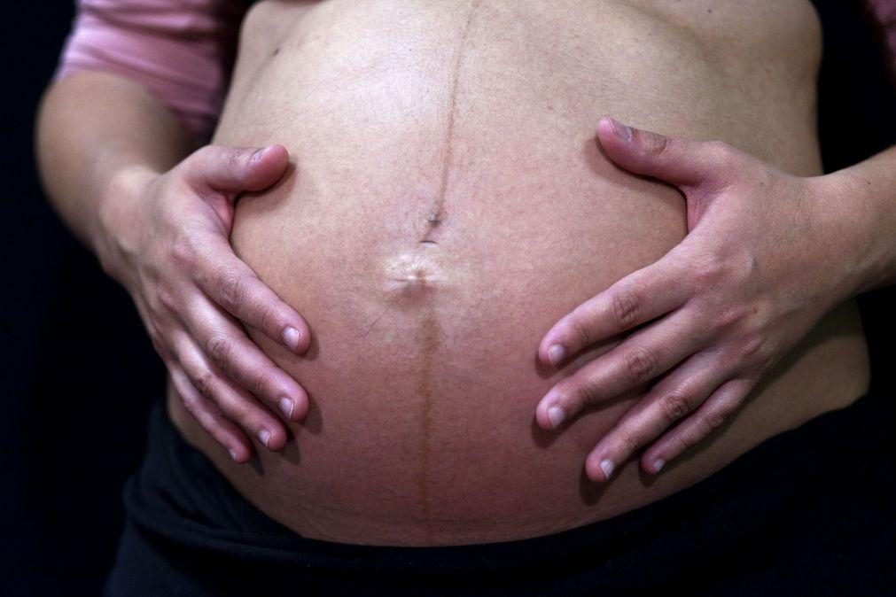 Covid-19: Mortes de grávidas preocupam médicos e autoridades no Brasil