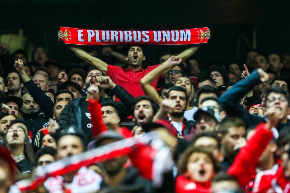 Benfica e Sporting de Braga iniciam corrida aos oitavos de final da Liga Europa