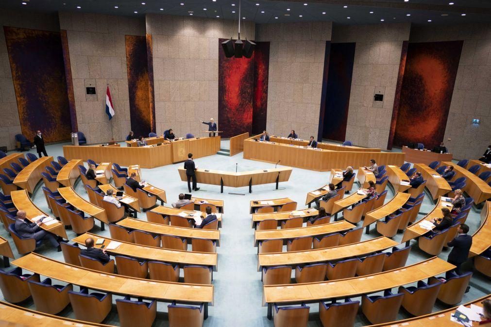 Parlamento holandês reconhece