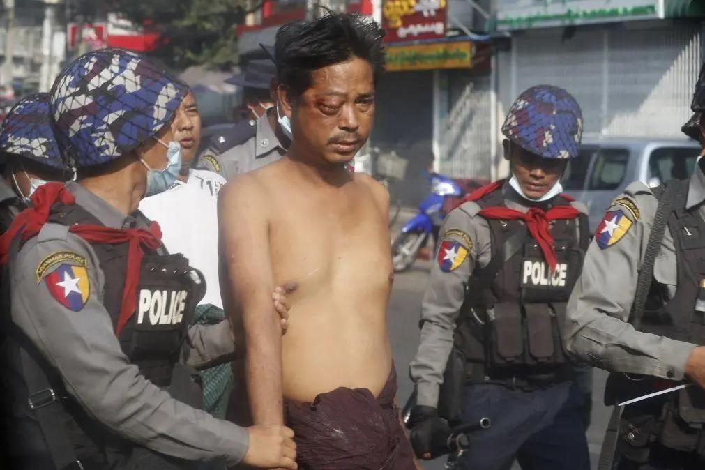 Seis mortos em manifestações pró-democracia em Myanmar [vídeo]