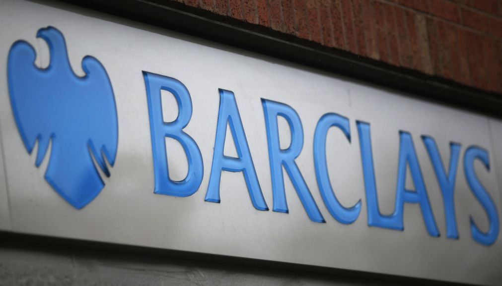 Ex-executivos do banco Barclays acusados de fraude no Reino Unido