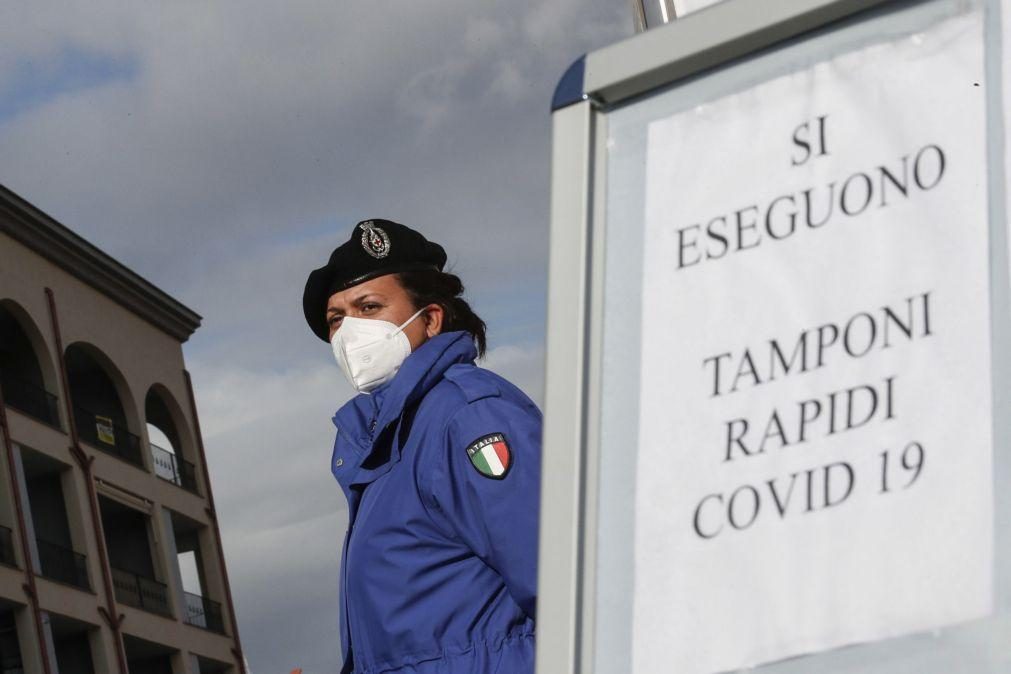 Covid-19: Novo aumento de casos diários em Itália faz um total de três milhões de infeções