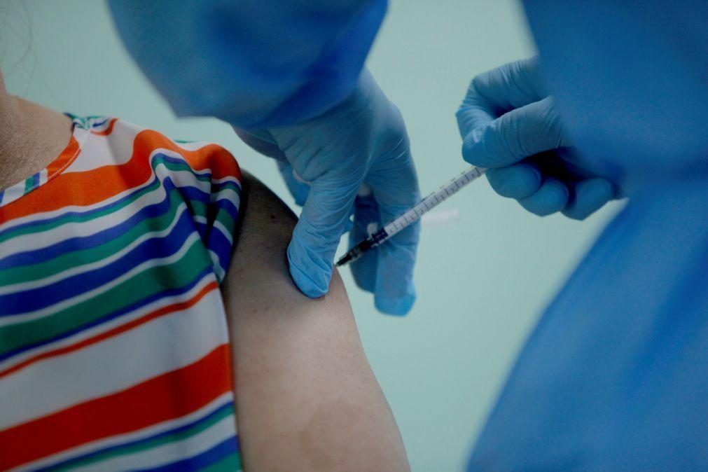 Covid-19: Brasil espera 14 milhões de doses da vacina da Pfizer até junho