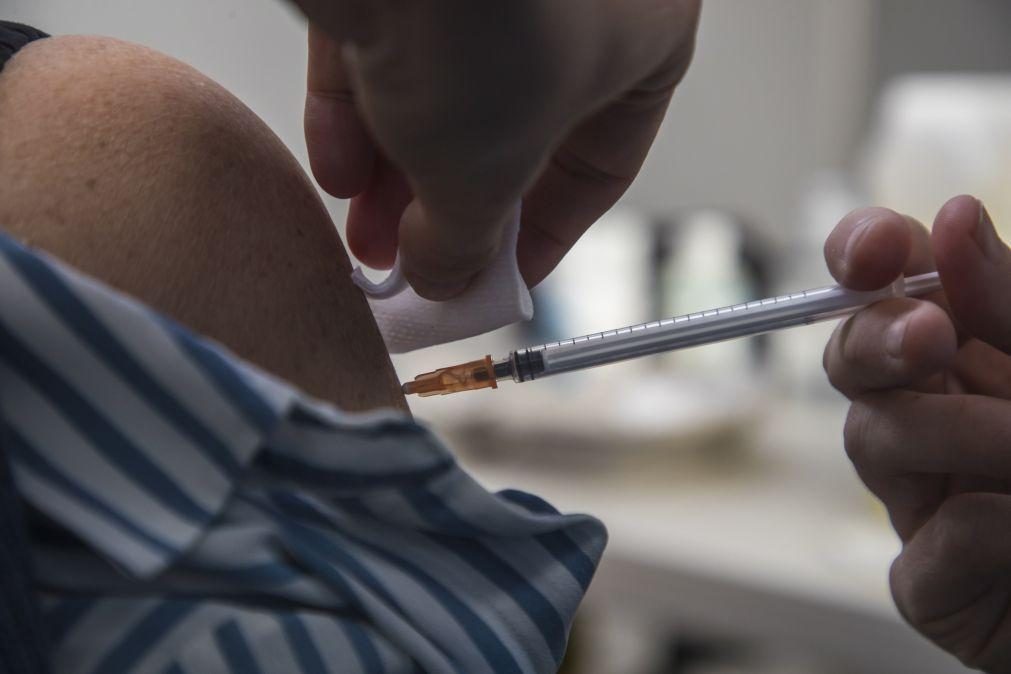 Covid-19: BioNTech diz que vacinas serão usadas contra o cancro