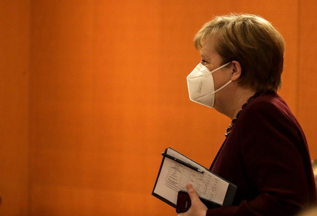 Covid-19: Angela Merkel pretende prolongar restrições na Alemanha